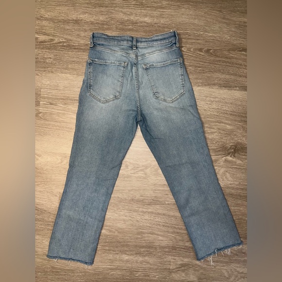 ZARA light washed jeans size 6 - Picture 2 of 5